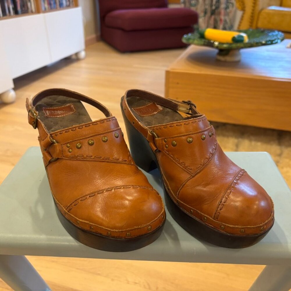 Clarks Indigo